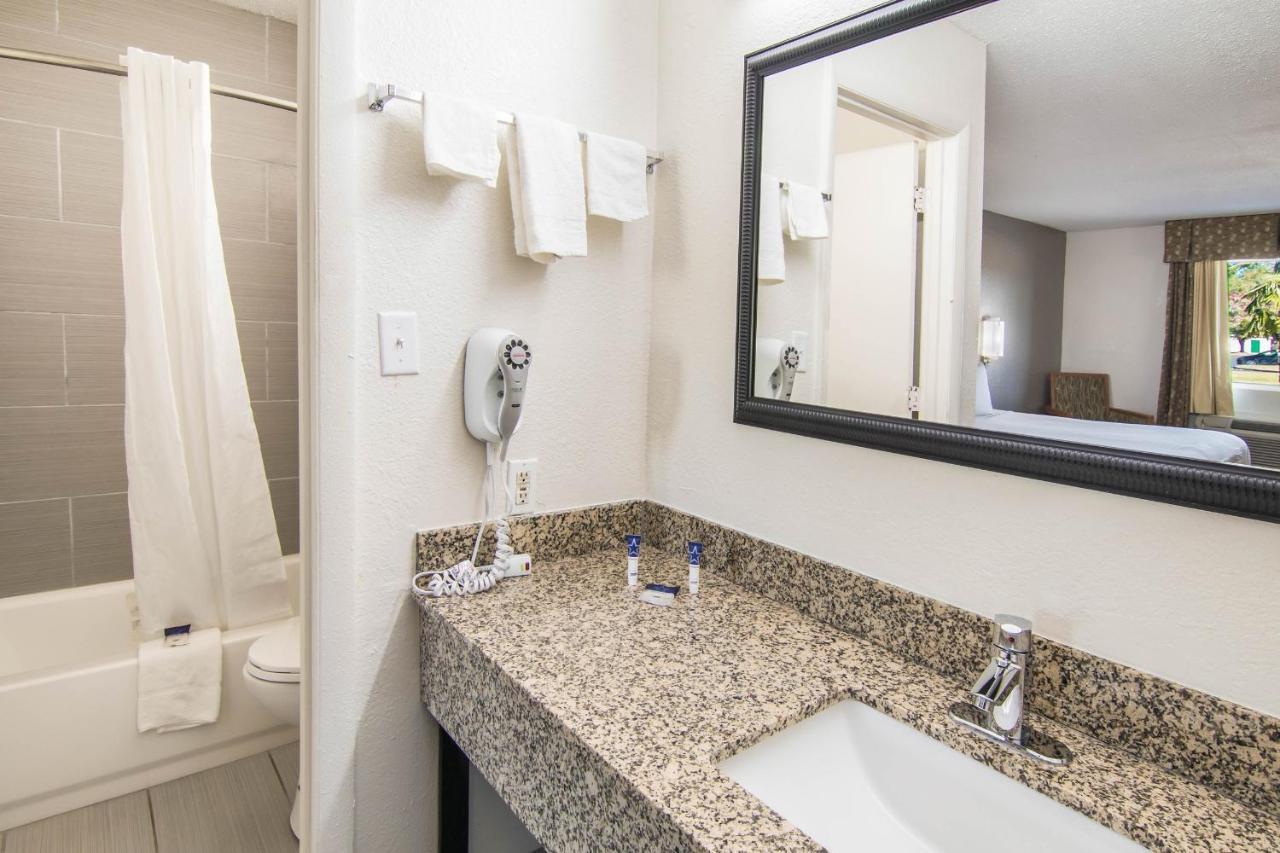 Americas Best Value Inn Perry Exterior foto